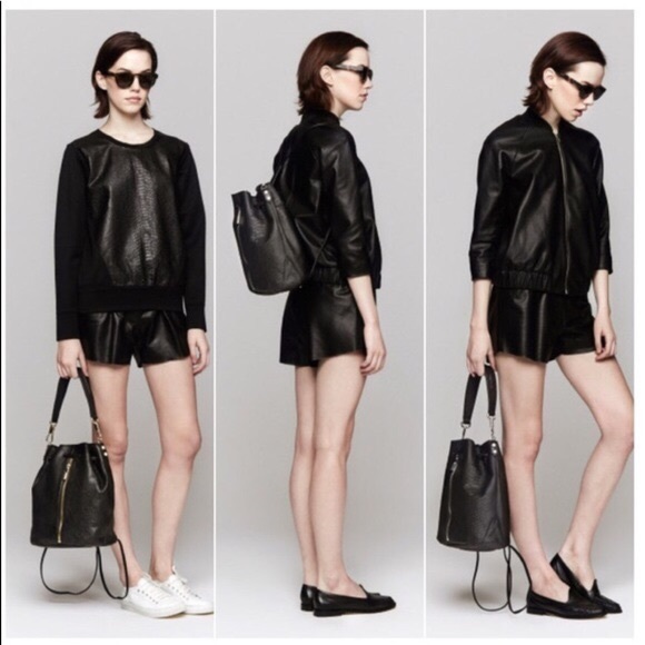 HOST PICK 🫶 Elizabeth & James Leather Cynnie Sling Bucket Bag Dark Brown Raisin - Picture 12 of 12